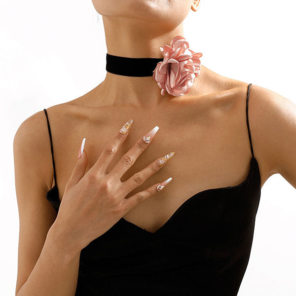 storexq 3D Rose Design Romantic Necklace & Bracelet