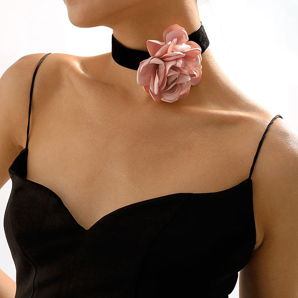 storexq 3D Rose Design Romantic Necklace & Bracelet