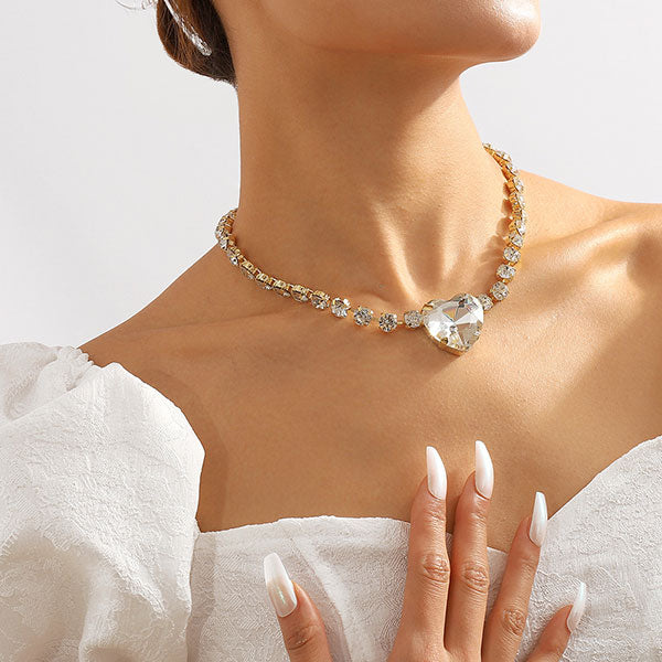 storexq Heart-Shaped Glass Drill Girly Rhinestone Necklace