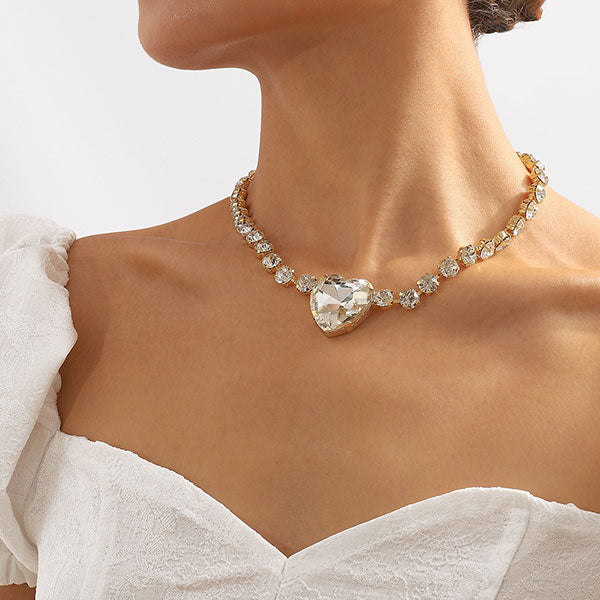 storexq Heart-Shaped Glass Drill Girly Rhinestone Necklace