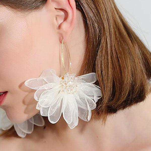 storexq Solid Color Sweet 3D Mesh Flower Earrings
