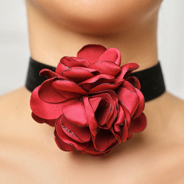 storexq 3D Rose Design Romantic Necklace & Bracelet