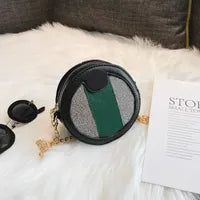 Kids Deaigner Handbags Fashion Korean Girls Mini Princess Purses Cross_body Round Letter Printed Chain And Shoulder Strap Messenger Bag Children Candy Bags Gifts