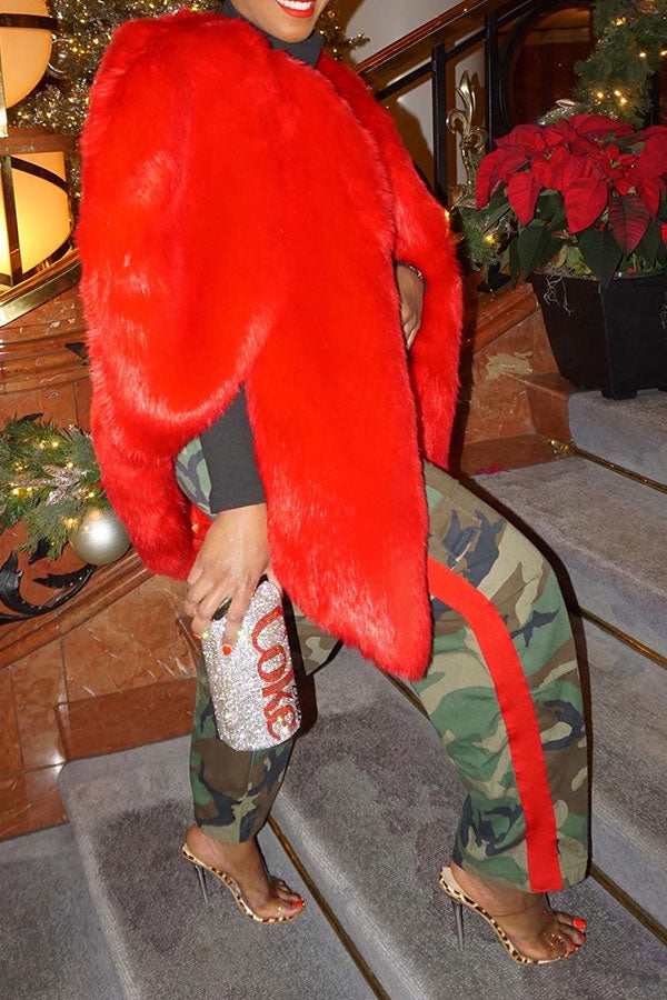 storexq Red Sweet Heart-shaped Faux Fur Cape