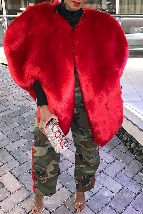 storexq Red Sweet Heart-shaped Faux Fur Cape