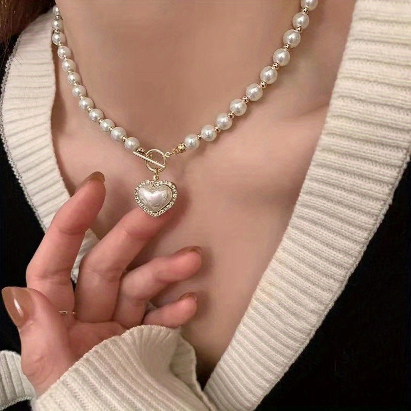 Super Fairy Temperament Imitation Pearl Love Necklace Sweet Elegant Minimalist OT Buckle Clavicle Chain Women Versatile Daily Banquet Party Wear Jewelry