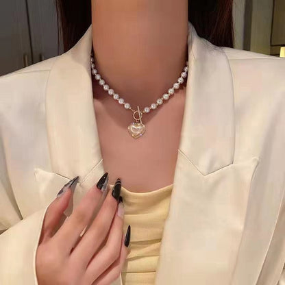 Super Fairy Temperament Imitation Pearl Love Necklace Sweet Elegant Minimalist OT Buckle Clavicle Chain Women Versatile Daily Banquet Party Wear Jewelry