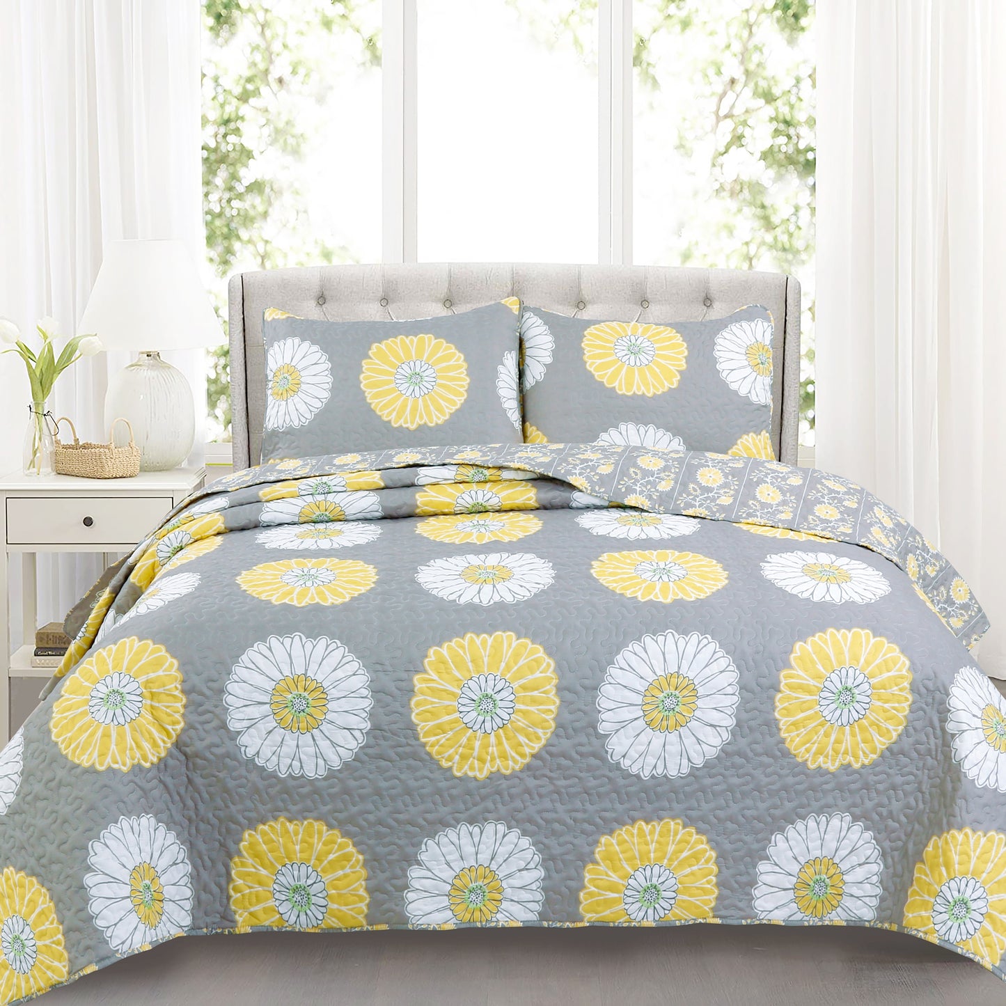 Anya Floral Yellow Grey Reversible Quilt Bedding Set, Lightweight Bedspread Coverlet for All Seasons