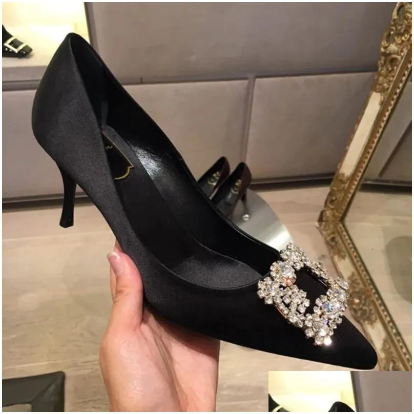 Sandals Luxury Rhinestone Pointed Toe Stiletto Heel Women Satin Designer Dress Shoes Ladies Elegant Crystal Wedding Bridal Pumps 24061 Dhid1