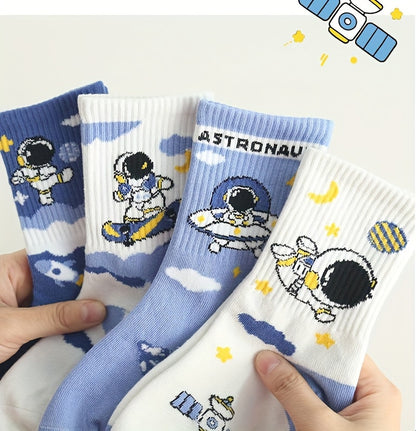 8 Pairs Of Kid's Fashion Cute Astronaut Pattern Crew Socks, Comfy & Breathable Soft & Elastic Sport Socks For Spring And Summer