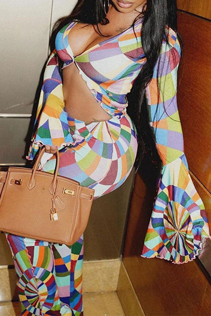 storexq Rainbow Checked Flattering Trumpet Sleeve Pant Suit