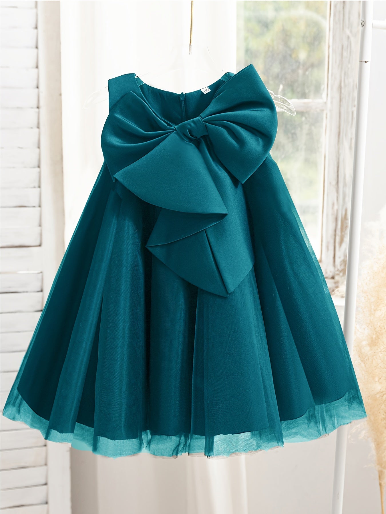 Elegant All-Season Princess Dress for Girls - Comfortable Cotton, Big Bow Charm, and Timeless Style