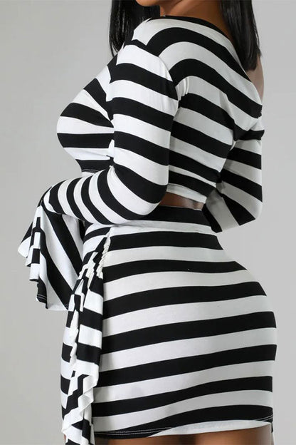 storexq Striped Oblique Collar Hot Side Ruffle Skirt Suit