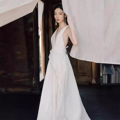 2025 Premium light wedding dress satin  retro welcome door dress sexy halter V-neck Mori engagement dress women