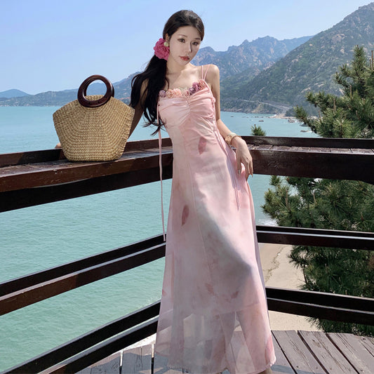 2025 smudge pink suspender dress women's summer pure desire to close the waist and look thin niche design vacation style dress