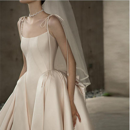 2025 Satin main wedding dress 2025 new bride retro suspender door dress retro simple photography dress light wedding dress