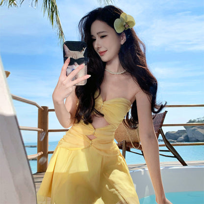 2025 seaside vacation style yellow pure desire sexy tube top floating yarn dress women's summer design sense hollow short skirt