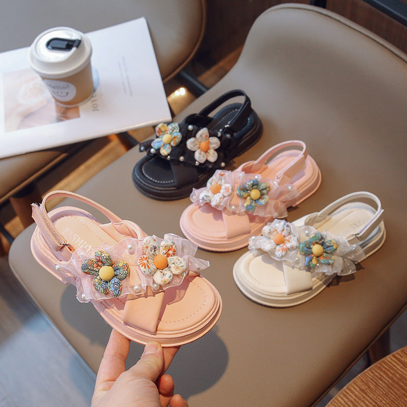 STOREXQ Girls  Summer New Sandals Medium and Large Children's Soft Bottom Cross Beach Shoes Baby Princess Shoes Flower Children's Shoes