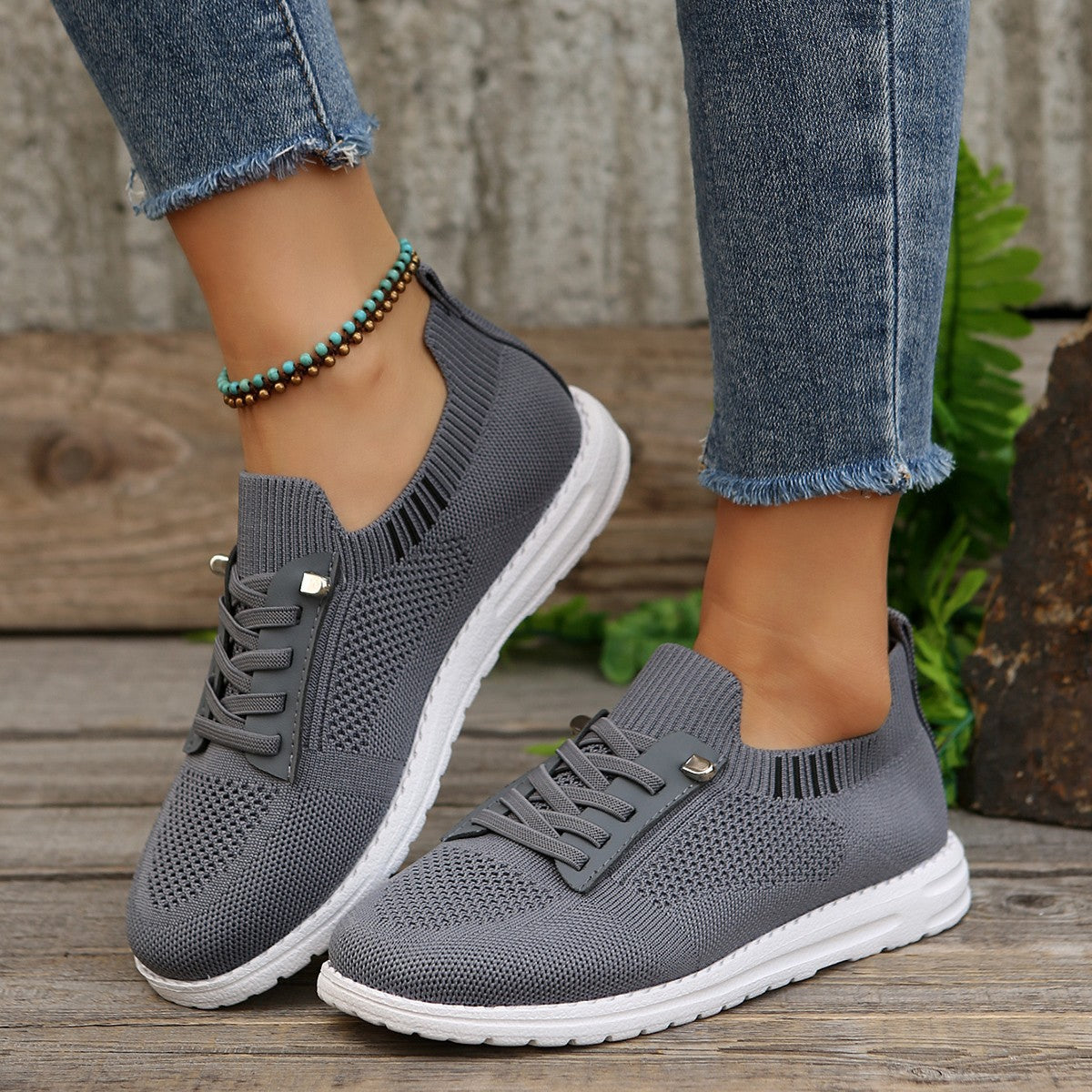 storexq Foreign Trade Flying Woven Size 43 Lace Mesh Sneaker Female  New Product Lightweight Flat plus Size Female Leisure Pumps