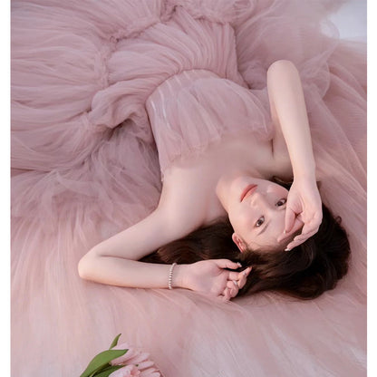 2025 Studio wedding photo theme photography clothing 2025 beautiful pink light wedding dress color dress couple photo Mori