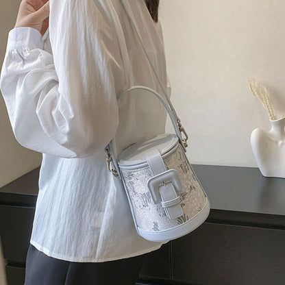 Crossbody bag women's new Chinese style embroidery bag fashionable texture bucket bag casual versatile small bag wholesale