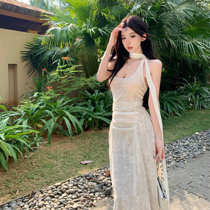 2025 Slightly transparent jacquard dress summer 2025n spice girl sleeveless high-end vacation style neck floral stacking long dress woman