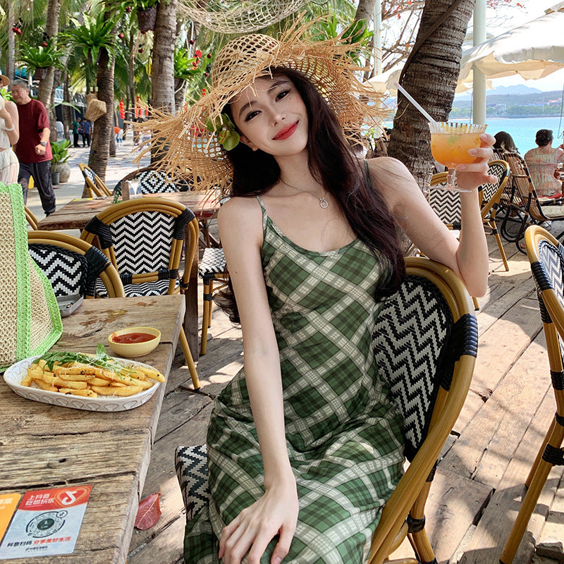 2025 Summer Dopamine Wear Green Plaid Suspender Dress Women's Summer Seaside Vacation Hottie Sexy Long Skirt