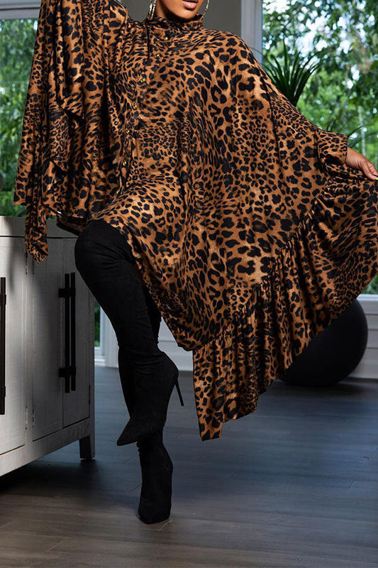 storexq Leopard Print Whimsical Batwing Sleeve Mini Dress