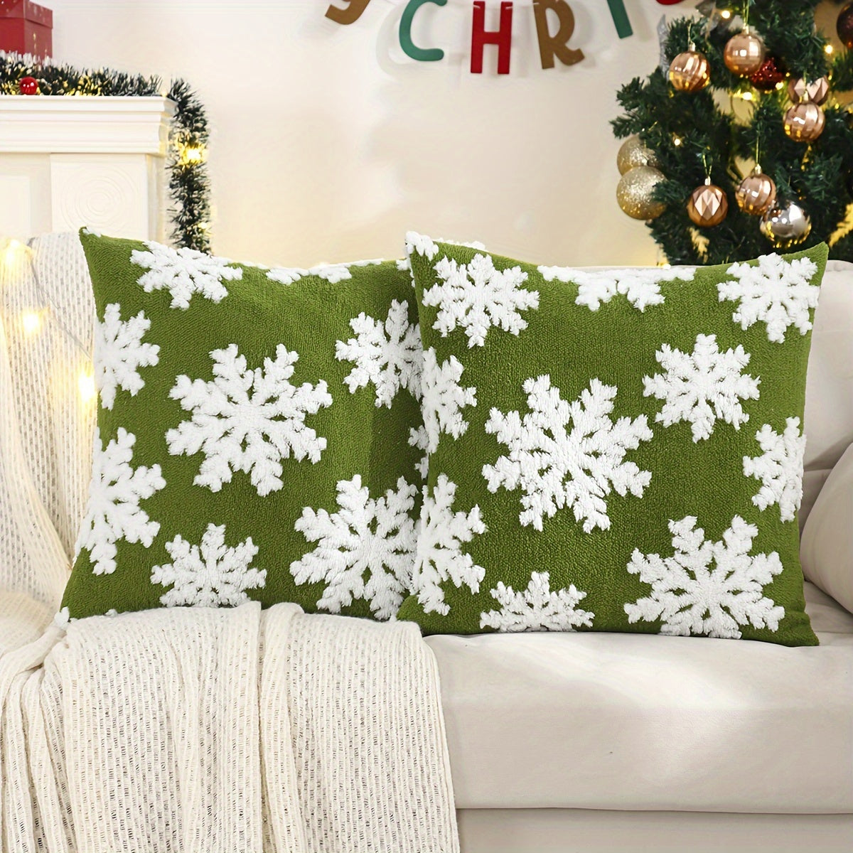 2pcs Plush Jacquard Snowflake Christmas Throw Pillow Covers, Decorative Pillowcase for Home, Room, Bedroom, Living Room, Car, Sofa