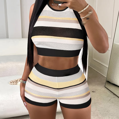 Fashionable Womens Colorblock Striped Two-Piece Set - Comfortable Crew Neck Tank Top & Shorts Outfit for Stylish Summer Days