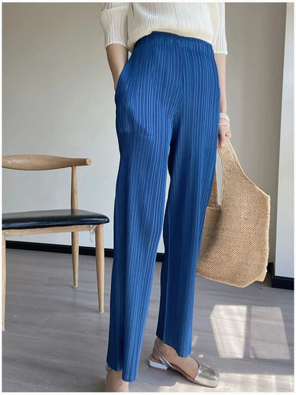 Womens Casual Elegant Womens Miyake Pleated Designer Loose Straight Pleated Trousers High Waist Wide Leg Black Pants 240311