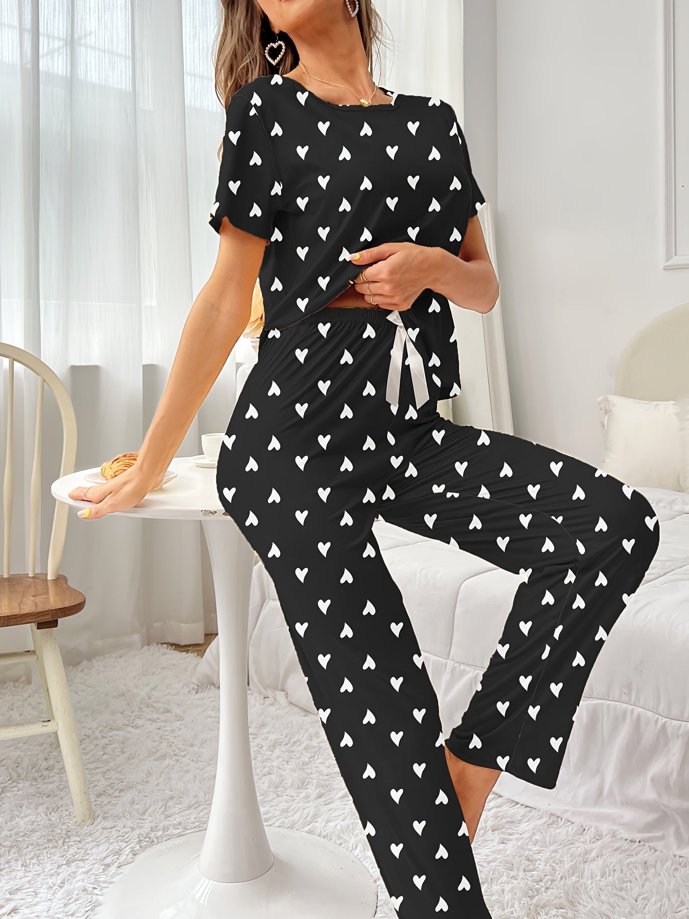 Cozy Heart Print Pajama Set - Soft Micro Elastic Polyester Casual Crew Neck Short Sleeve Top and Pants for Women - Flame Resistant, Random Printing, All Seasons Comfortable Sleepwear